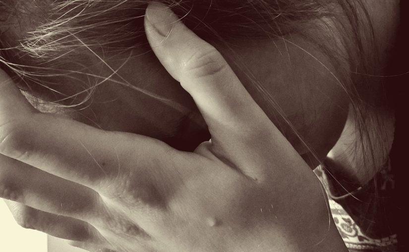 PSIHOLOG NA IVICI KRIVIČNE ODGOVORNOSTI: IZAZOVI RADA SA SUICIDALNIM KLIJENTIMA